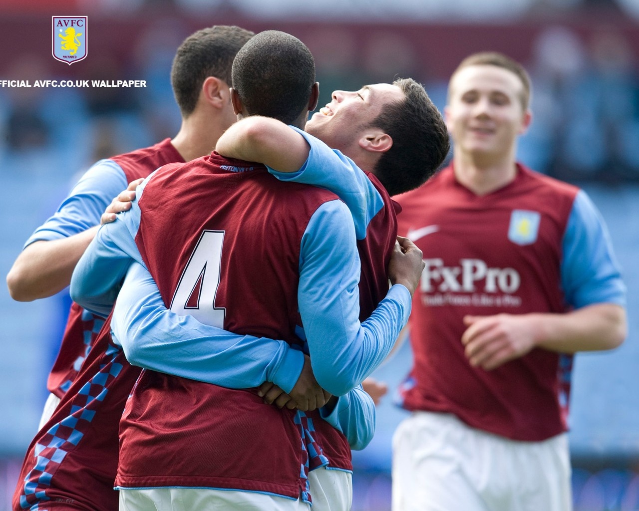 半场战报：摩纳哥2-1帕福斯，南野拓实、巴洛贡破门（半场速递：摩纳哥2-1领先帕福斯，南野拓实、巴洛贡建功）