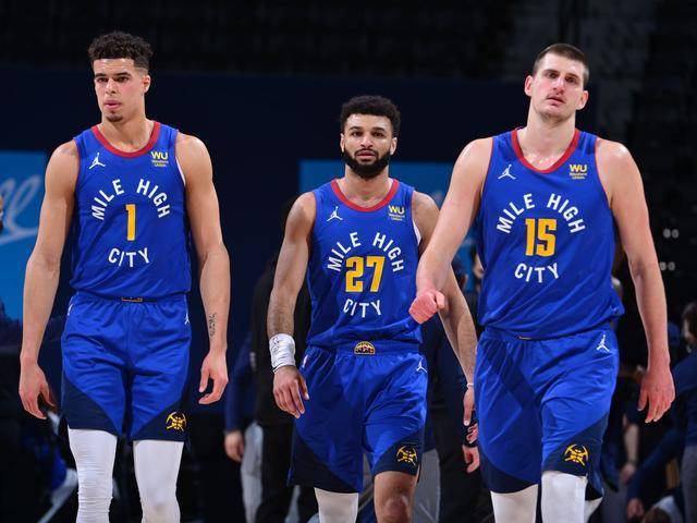 六台：马竞认为巴萨无力支付小蜘蛛的转会费，计划围绕其建队（六台：巴萨难承担小蜘蛛的转会费，马竞打算以其为建队核心）