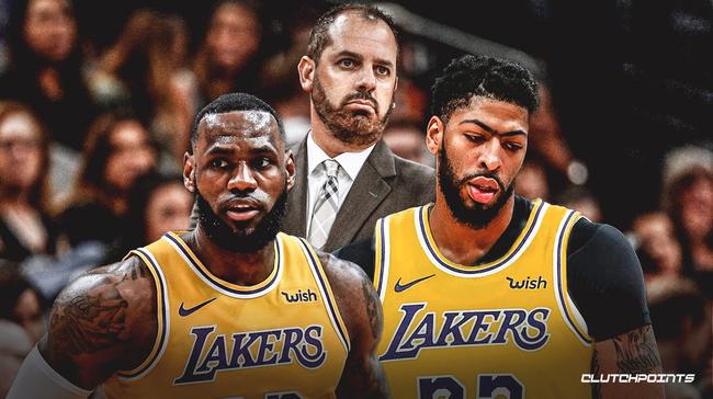 皇马官方：巴尔韦德右腿半膜肌受伤；据悉将缺席10天（皇马官宣：巴尔韦德右腿半膜肌受伤，预计缺阵10天）