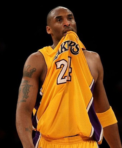 要来了？湖人2换1交易方案曝光，对克内克特来说国王是好去处（交易在即？湖人曝2换1方案，国王或成克内克特理想归宿）