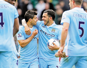 队报：非洲杯一票难求球场却空荡荡，黄牛囤积的票砸手里了（队报：非洲杯门票紧俏，球场却空座成片，囤票黄牛卖不出去）