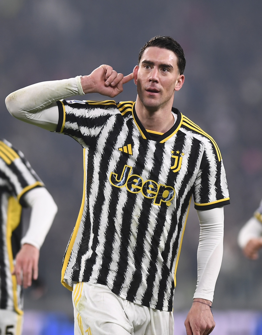 当年把KD换成乔治加盟勇士还能夺冠？静雨：肯定能 他们能拿3连冠（若乔治取代杜兰特加盟勇士，勇士还能夺冠吗？静雨：当然能，三连冠稳了）