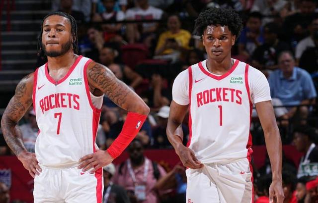 加兰半场高效表现，成为球队关键人物（加兰半场发挥高效，扮演球队关键角色）