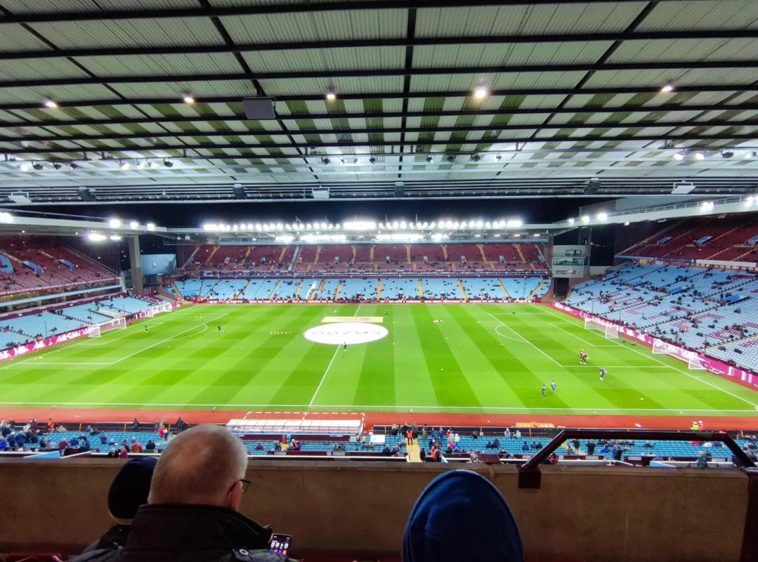 扎鸟：理解罗马球迷嘘声，为上次庆祝道歉，目标是进国家队（扎鸟：理解罗马球迷嘘声，已为上次庆祝致歉，目标直指国家队）