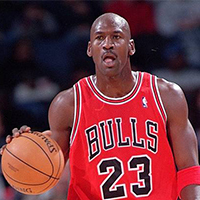 库普梅纳斯：我踢后卫感觉很好；斯帕莱蒂带来了积极的氛围（库普梅纳斯：踢后卫让我感觉良好，斯帕莱蒂为球队注入正能量）