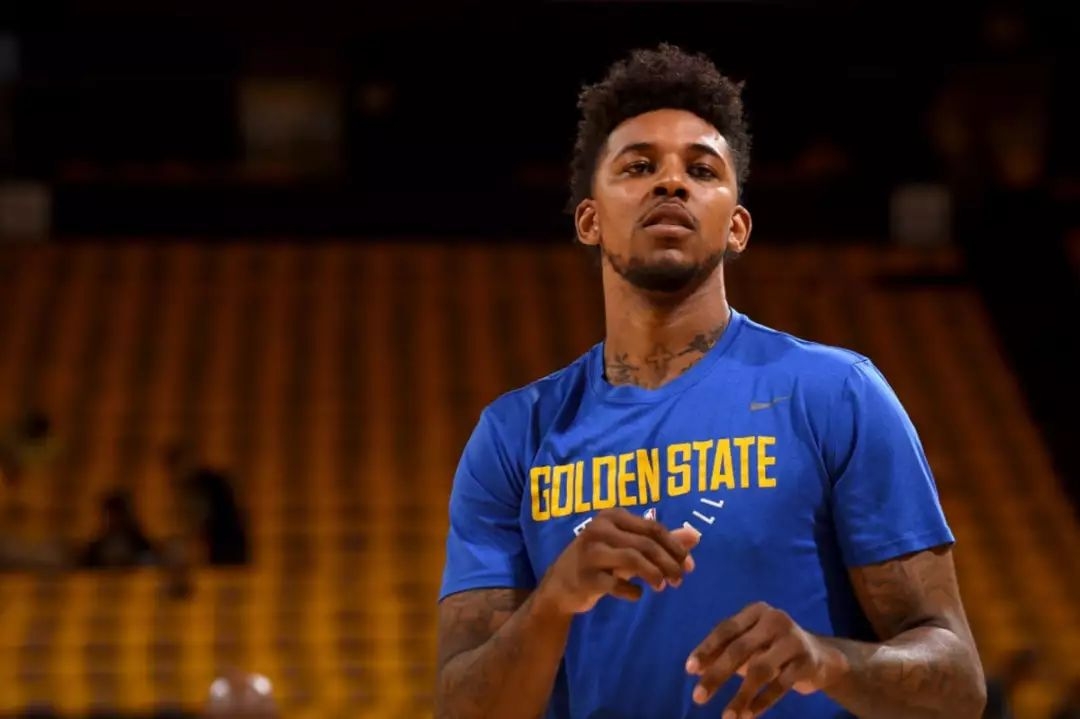 “我爱足球”燃动许昌（“我爱足球”点燃许昌激情）